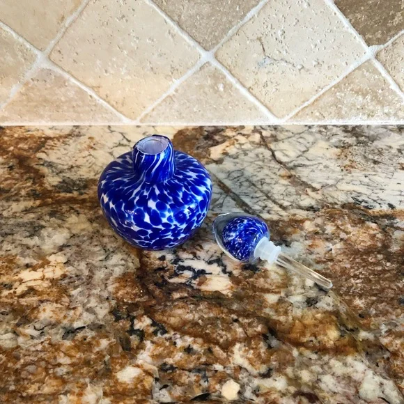 Blue and White Glass Perfume Bottle-EUC - Picture 2 of 7